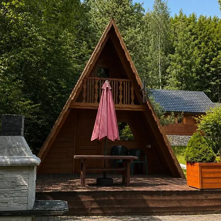 Pod Lasem Nyaraló